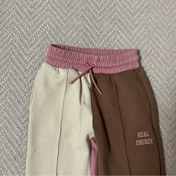 Zara Sweatpants - Picture 2 of 5